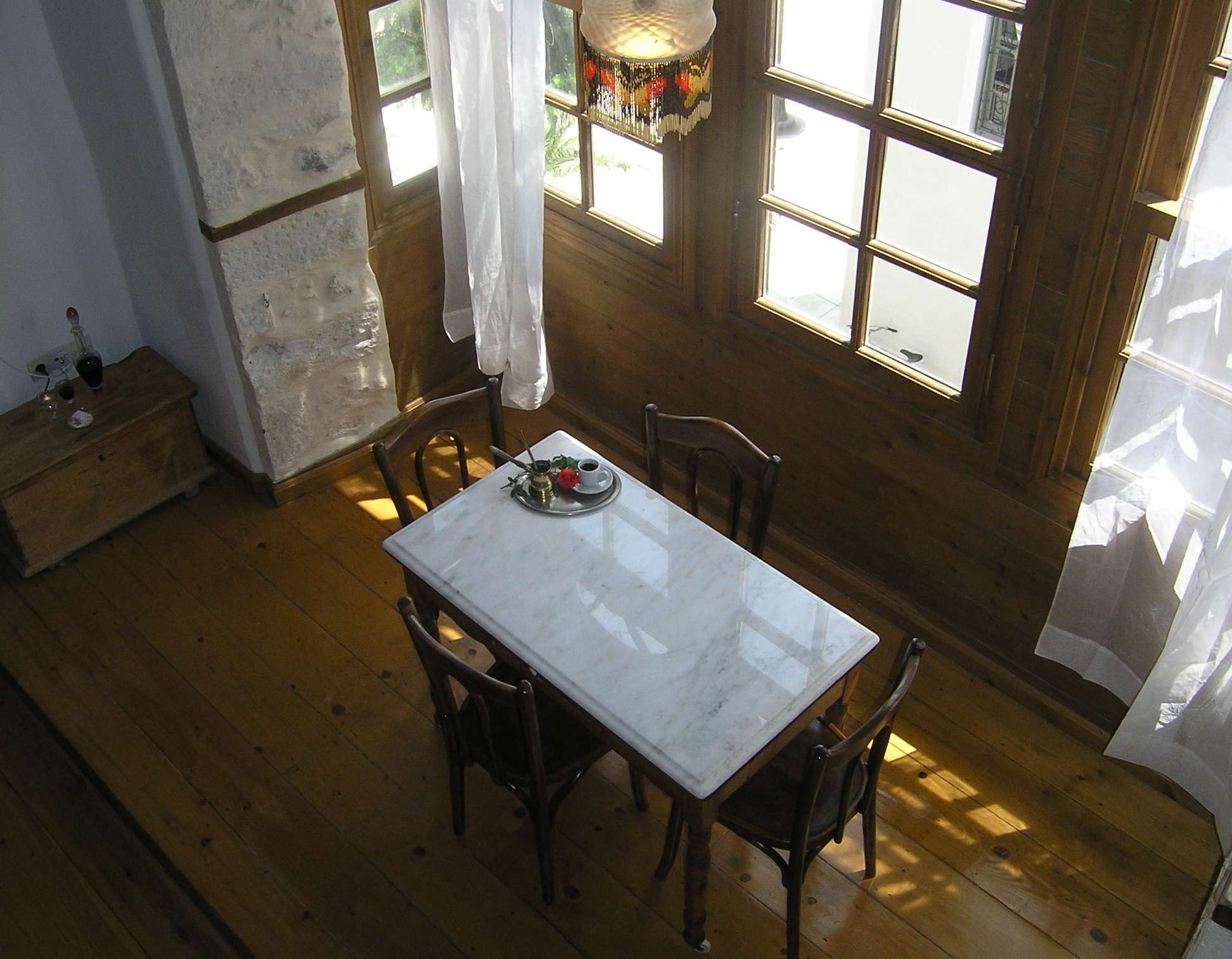 Διώνη 1