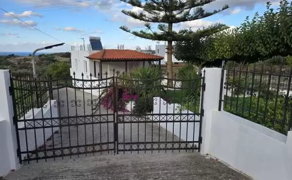 Einstehendes Haus zum Verkauf in Erfoi, Rethymno
